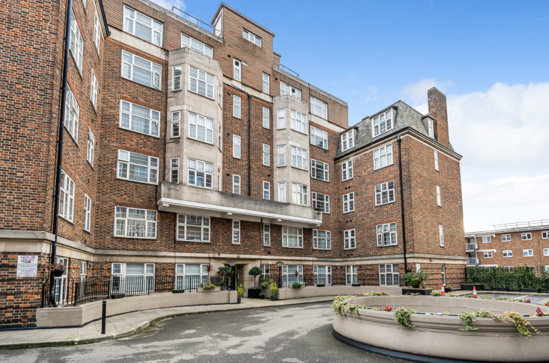 2 bedrooms apartments/flats to sale in College Crescent, Swiss Cottage-image 1