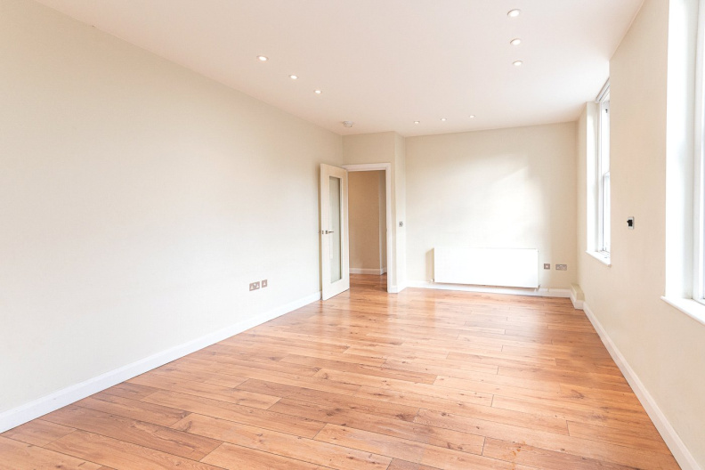 3 bedrooms apartments/flats to sale in East Heath Road, Hampstead-image 15
