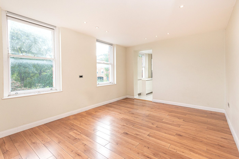3 bedrooms apartments/flats to sale in East Heath Road, Hampstead-image 2