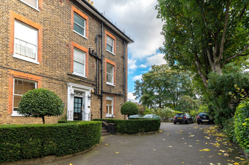 3 bedrooms apartments/flats to sale in East Heath Road, Hampstead-image 1