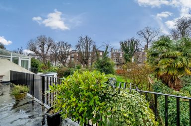 Buckland Crescent, Belsize Park - NW3 view 6