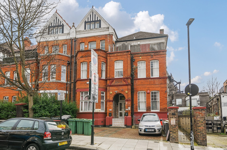 1 bedroom apartments/flats to sale in Frognal, Hampstead-image 1