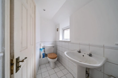 North End Road, London NW11 image 7