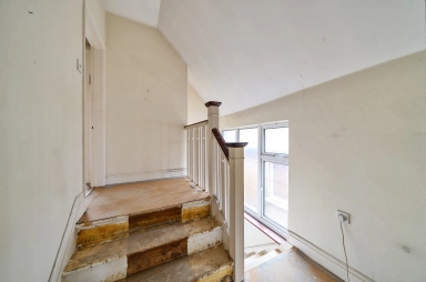 North End Road, London NW11 image 8