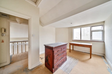 North End Road, London NW11 image 14