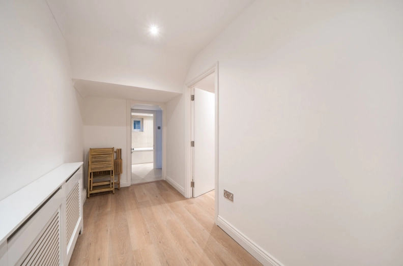 1 bedroom apartments/flats for sale in Gayton Road, London - NW3 view 7