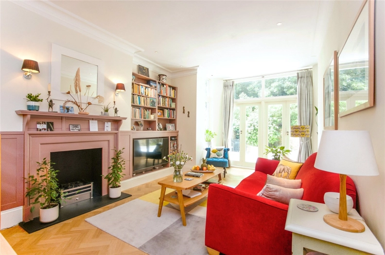 2 bedrooms apartments/flats to sale in South Hill Park, Hampstead-image 3