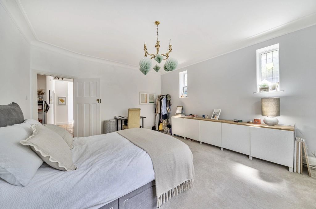 3 bedrooms apartments/flats for sale in Muswell Hill Road, London - N6 view 21