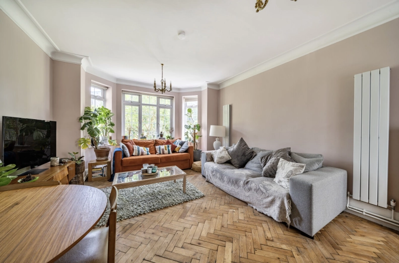 3 bedrooms apartments/flats to sale in Muswell Hill Road, London-image 19