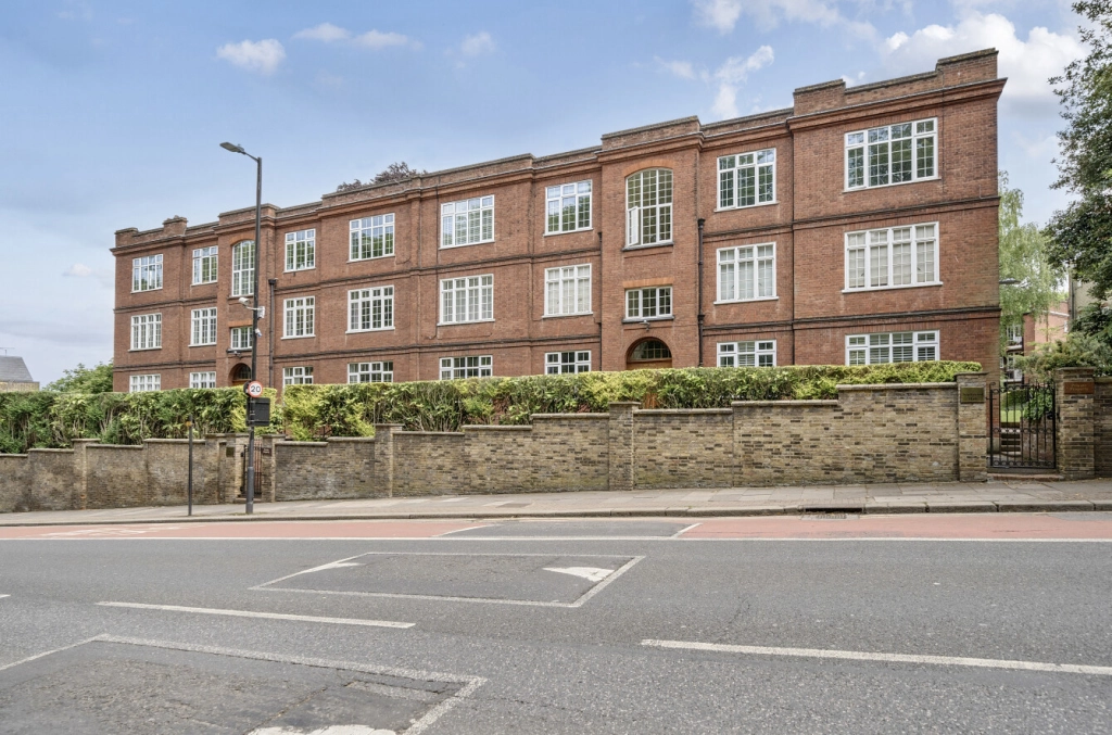 3 bedrooms apartments/flats for sale in Muswell Hill Road, London - N6 view 8