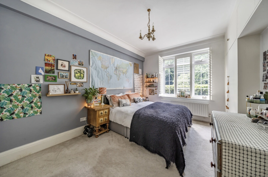 3 bedrooms apartments/flats for sale in Muswell Hill Road, London - N6 view 4