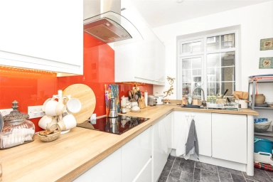 Muswell Hill Road, London - N6 view 5