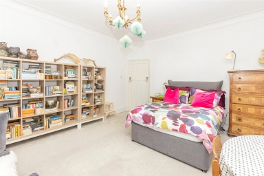 Muswell Hill Road, London - N6 view 22