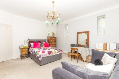 Muswell Hill Road, London - N6 view 23