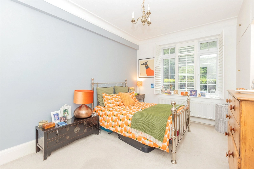 3 bedrooms apartments/flats for sale in Muswell Hill Road, London - N6 view 26