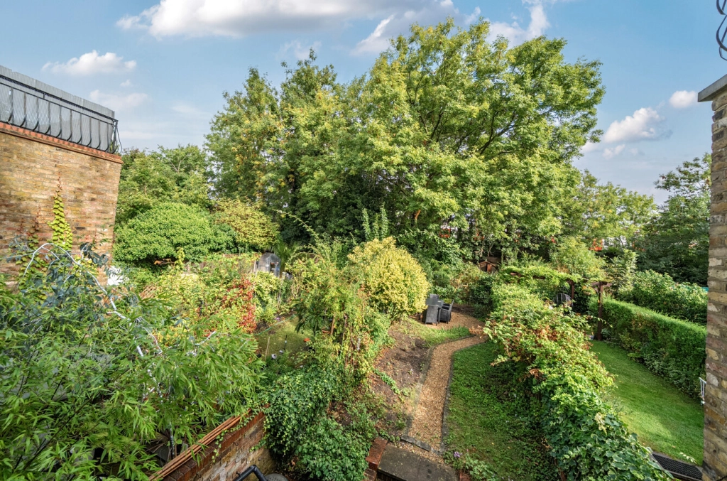 2 bedrooms apartments/flats for sale in Chatsworth Road, Mapesbury - NW2 view 11