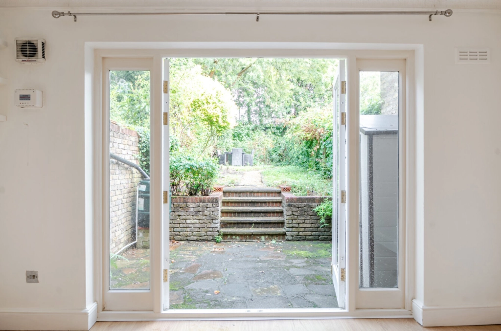 2 bedrooms apartments/flats for sale in Chatsworth Road, Mapesbury - NW2 view 16