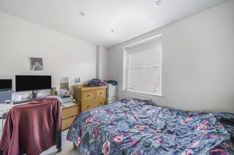 2 bedrooms apartments/flats to sale in Malvern Road, London-image 13