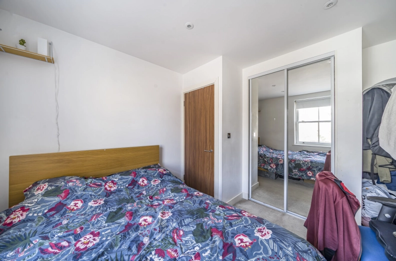 2 bedrooms apartments/flats to sale in Malvern Road, London-image 14