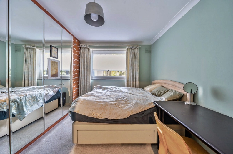 2 bedrooms apartments/flats to sale in Primrose Hill Road, Primrose Hill-image 6