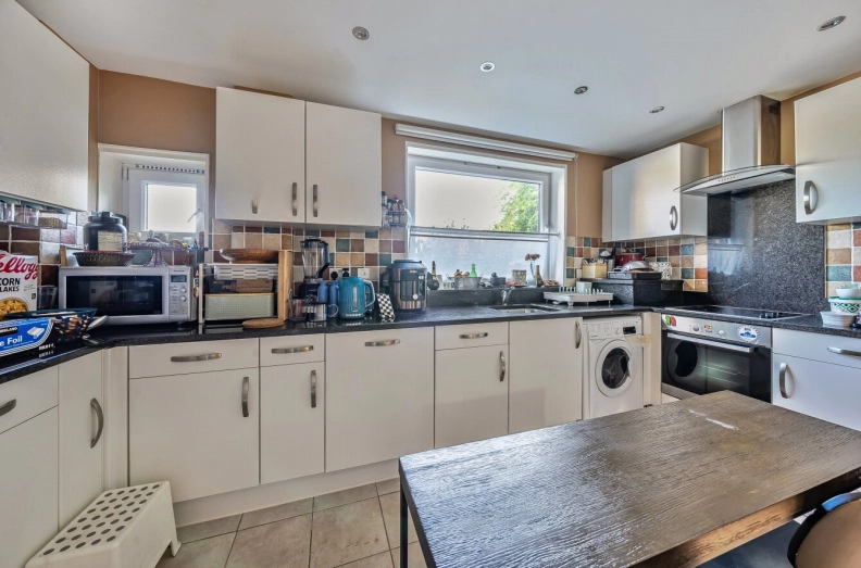 2 bedrooms apartments/flats to sale in Primrose Hill Road, Primrose Hill-image 4