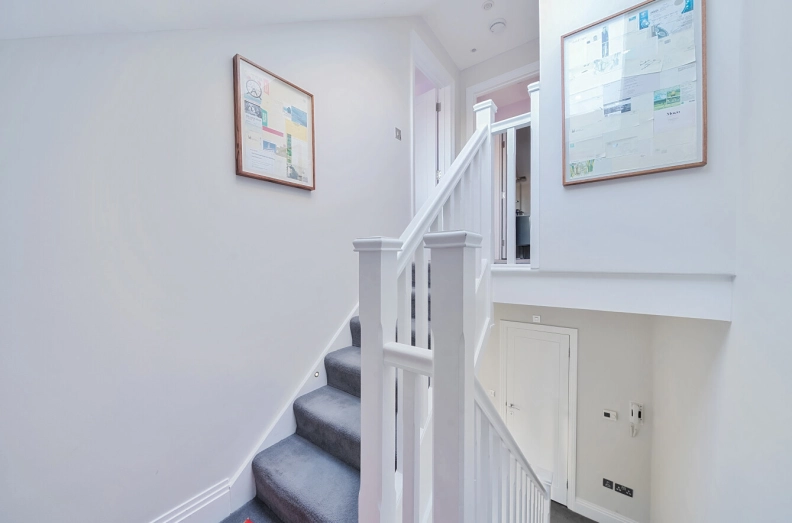 2 bedrooms apartments/flats to sale in Ainger Road, Primrose Hill-image 9