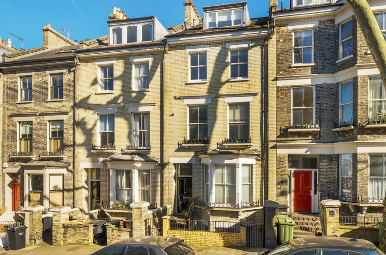 2 bedrooms apartments/flats to sale in Ainger Road, Primrose Hill-image 1