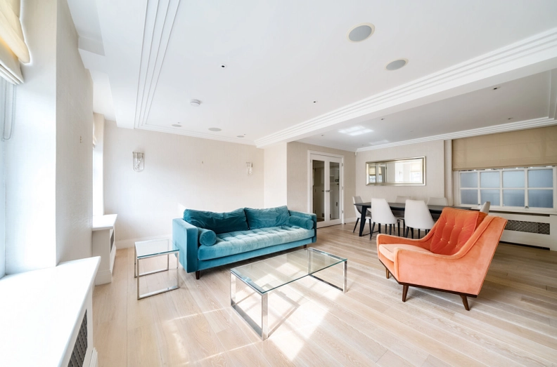 3 bedrooms apartments/flats to sale in Abbey Road, St John's Wood-image 10
