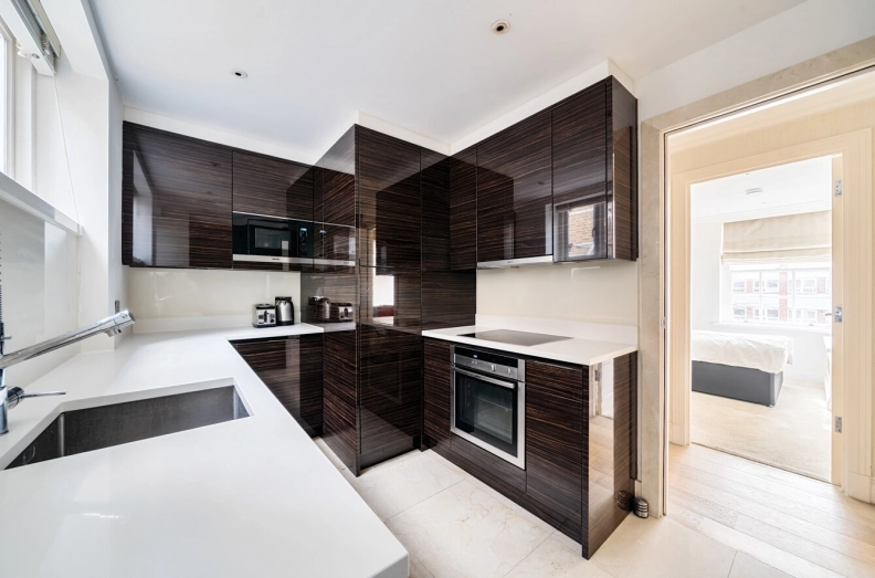 3 bedrooms apartments/flats to sale in Abbey Road, St John's Wood-image 3