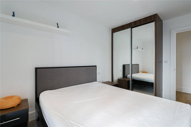 1 bedroom apartments/flats to sale in Major Draper Street, Woolwich-image 6