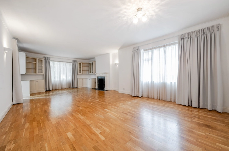3 bedrooms apartments/flats to sale in Avenue Close, St. John's Wood-image 2