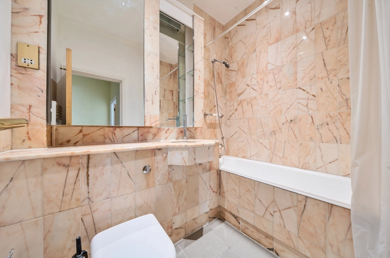 3 bedrooms apartments/flats to sale in Holford Road, Hampstead Village-image 7