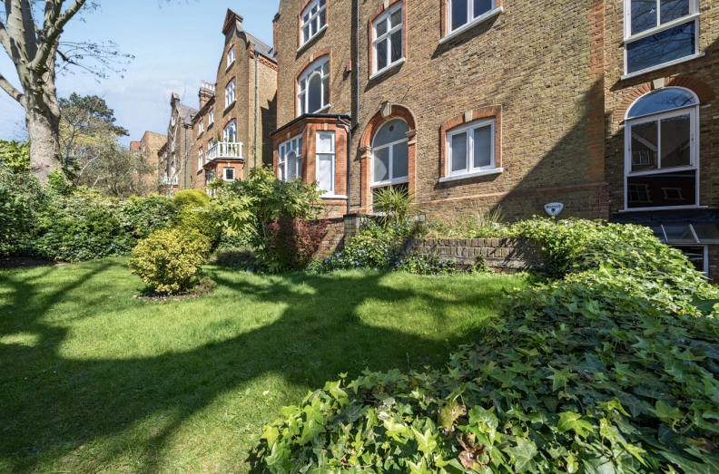 3 bedrooms apartments/flats to sale in Holford Road, Hampstead Village-image 8