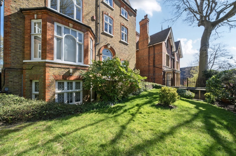 3 bedrooms apartments/flats to sale in Holford Road, Hampstead Village-image 9