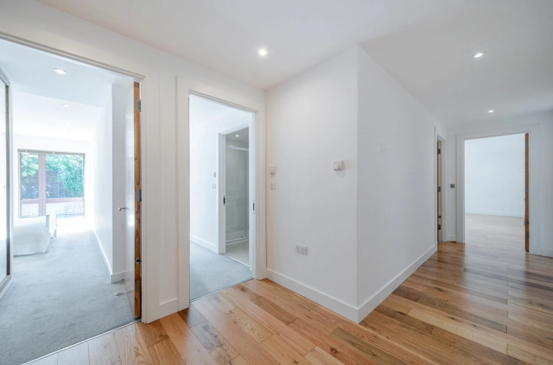3 bedrooms apartments/flats to sale in Lymington Road, West Hampstead-image 15