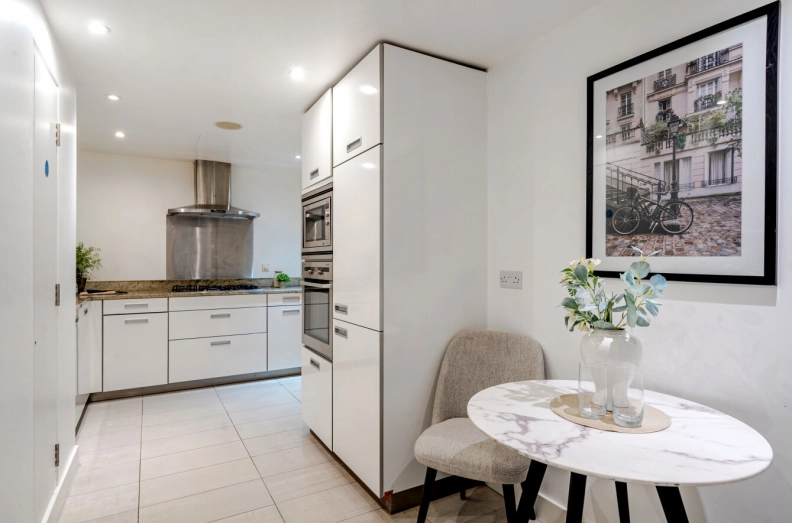 3 bedrooms apartments/flats to sale in Lymington Road, West Hampstead-image 21