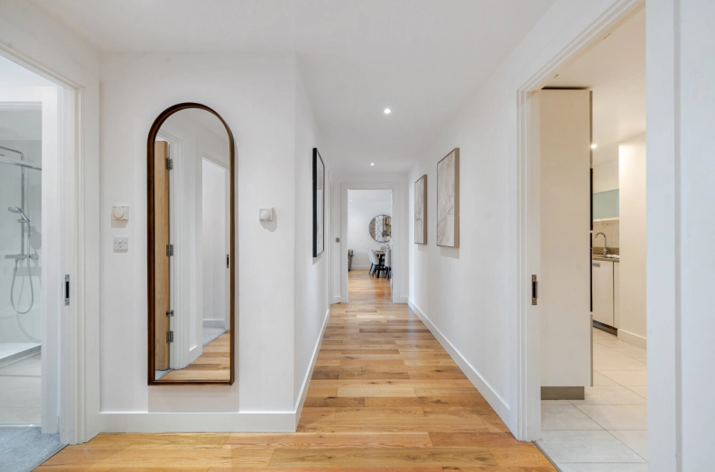 3 bedrooms apartments/flats to sale in Lymington Road, West Hampstead-image 7