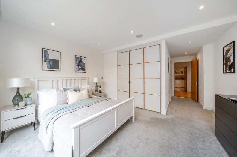 3 bedrooms apartments/flats to sale in Lymington Road, West Hampstead-image 25
