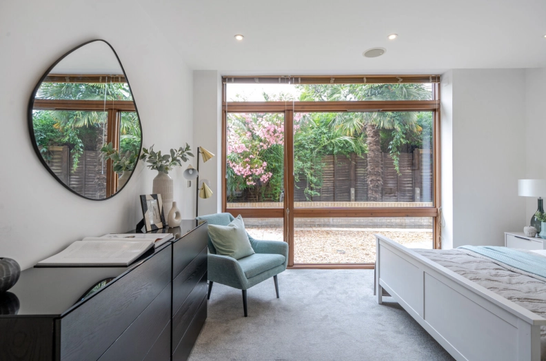 3 bedrooms apartments/flats to sale in Lymington Road, West Hampstead-image 28