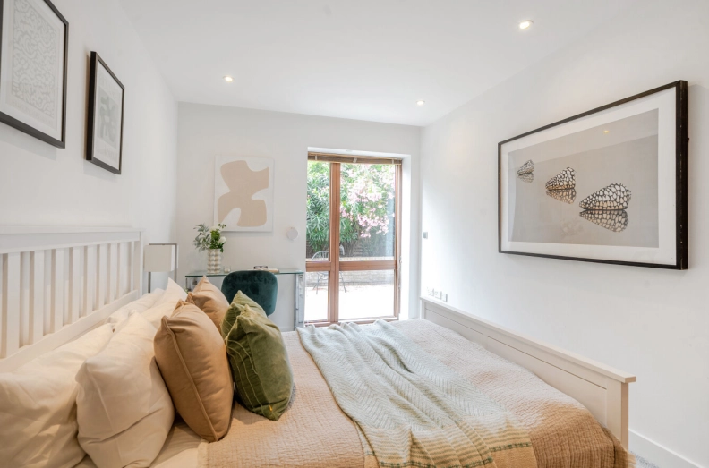 3 bedrooms apartments/flats to sale in Lymington Road, West Hampstead-image 29