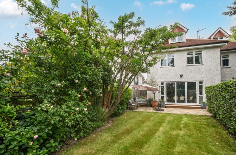 6 bedrooms houses to sale in The Ridgeway, Golders Green-image 17