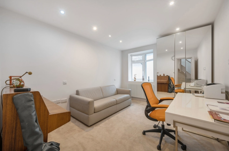 6 bedrooms houses to sale in The Ridgeway, Golders Green-image 7