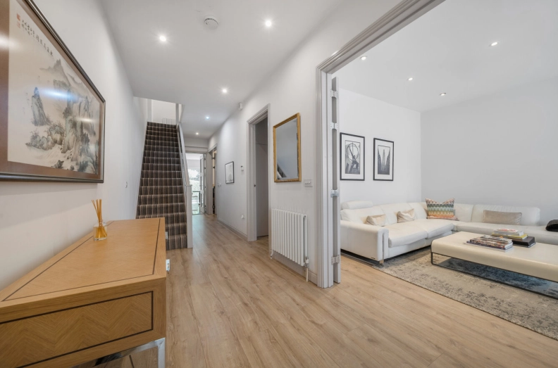 6 bedrooms houses to sale in The Ridgeway, Golders Green-image 10