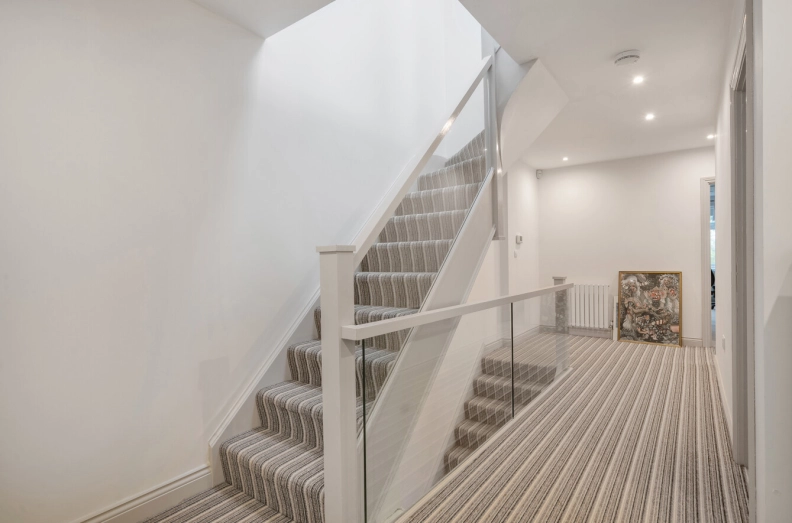 6 bedrooms houses to sale in The Ridgeway, Golders Green-image 18