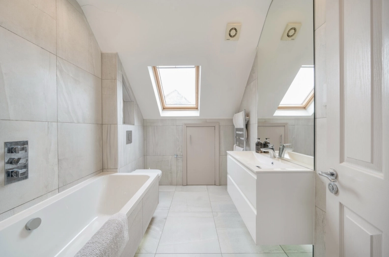 6 bedrooms houses to sale in The Ridgeway, Golders Green-image 20