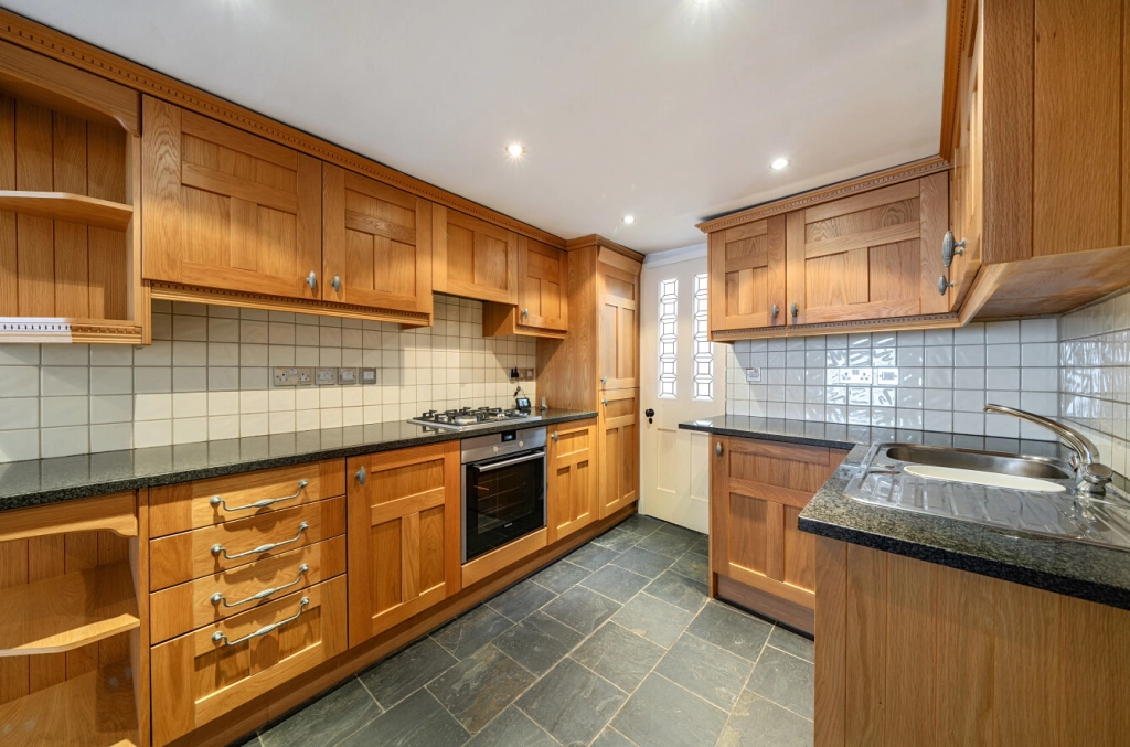 2 bedrooms houses for sale in Holly Mount, Hampstead Village - NW3 view 3