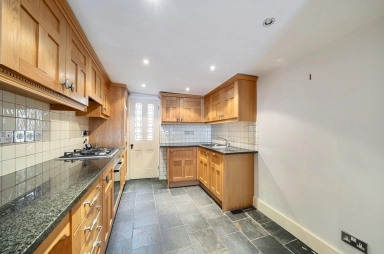 Holly Mount, Hampstead Village - NW3 view 12