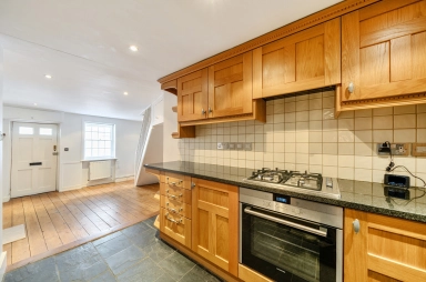 Holly Mount, Hampstead Village - NW3 view 9