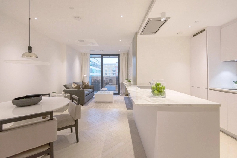1 bedroom apartments/flats to sale in Lodge Road, St. John's Wood-image 3