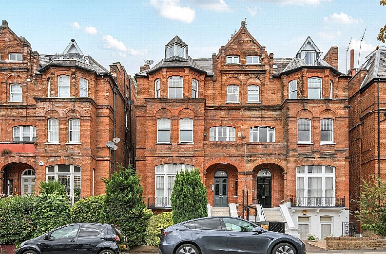 2 bedrooms apartments/flats for sale in Belsize Lane, Belsize Park - NW3 view 15
